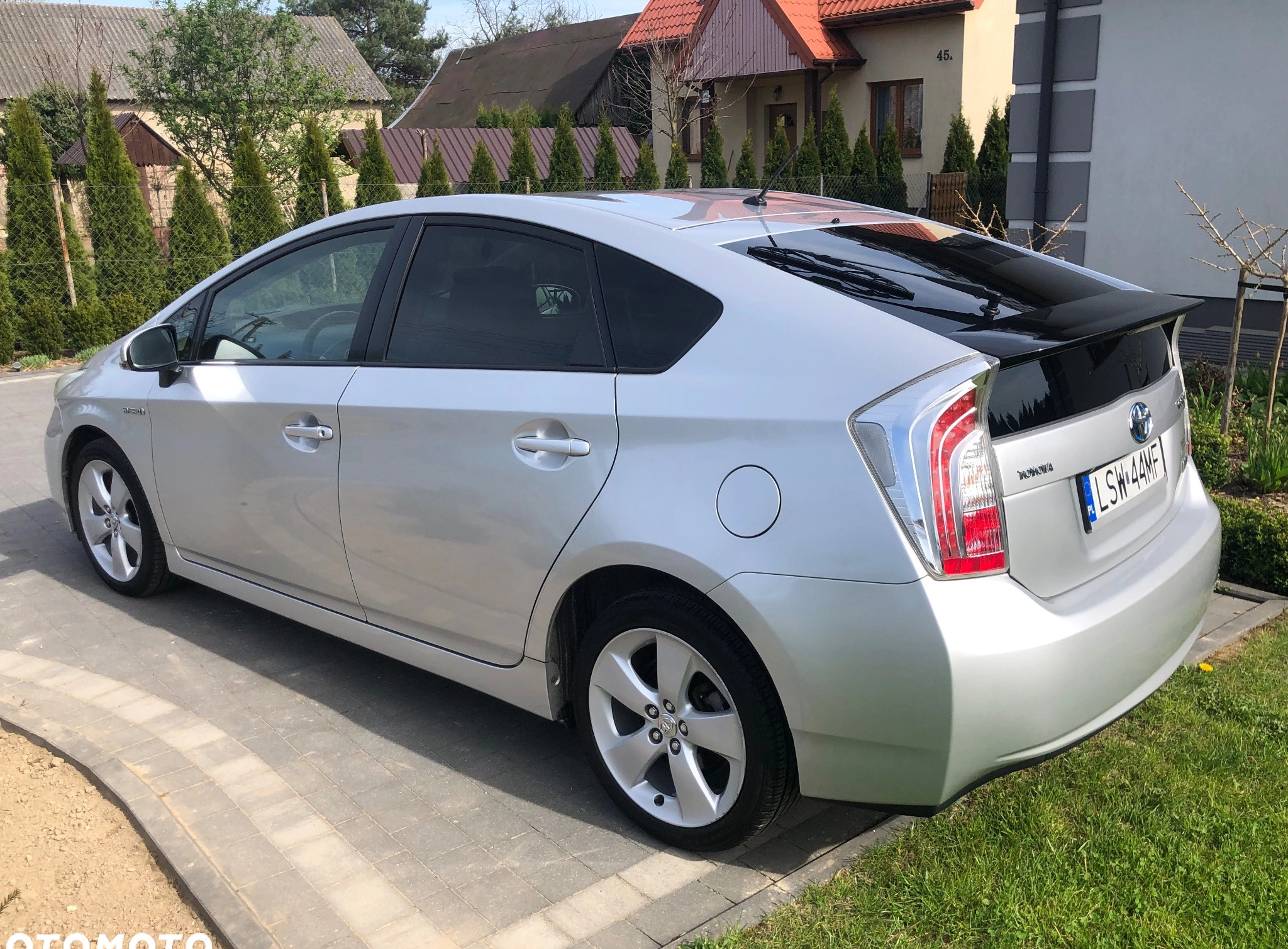 Toyota Prius cena 50500 przebieg: 238435, rok produkcji 2012 z Piaski małe 16